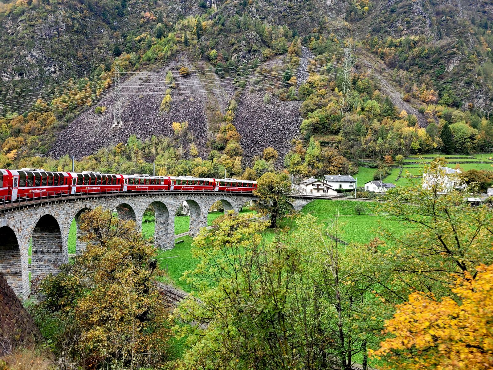 La Suisse en train